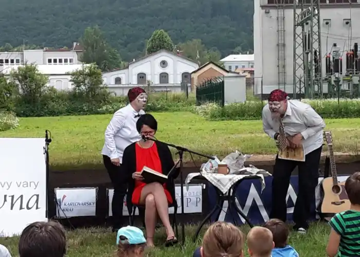 Pohádka Knihomolí