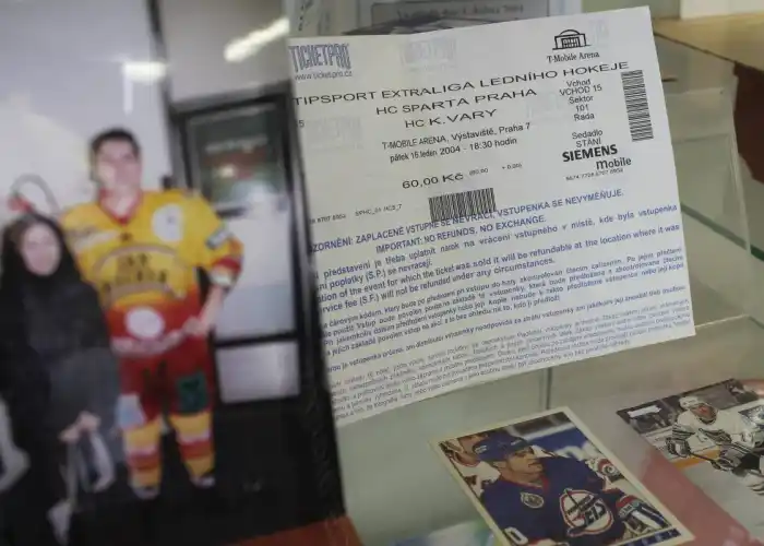 hokejova_vystava_v_knihovne_foto3