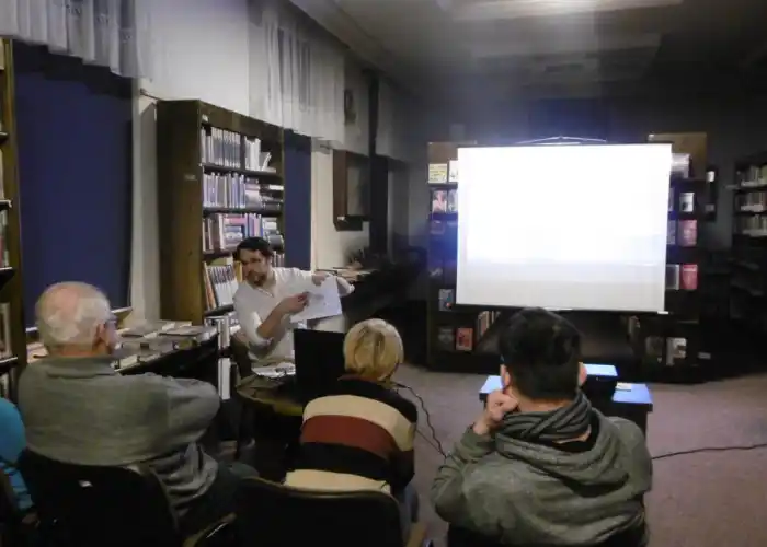 promítání
